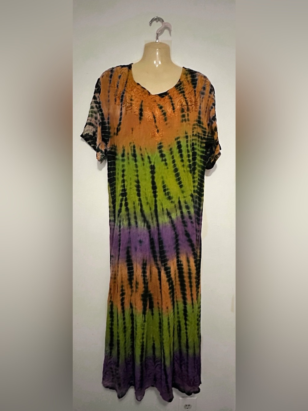 Tie-Dye Short Sleeve Women’s Top — Orange, Green & Purple